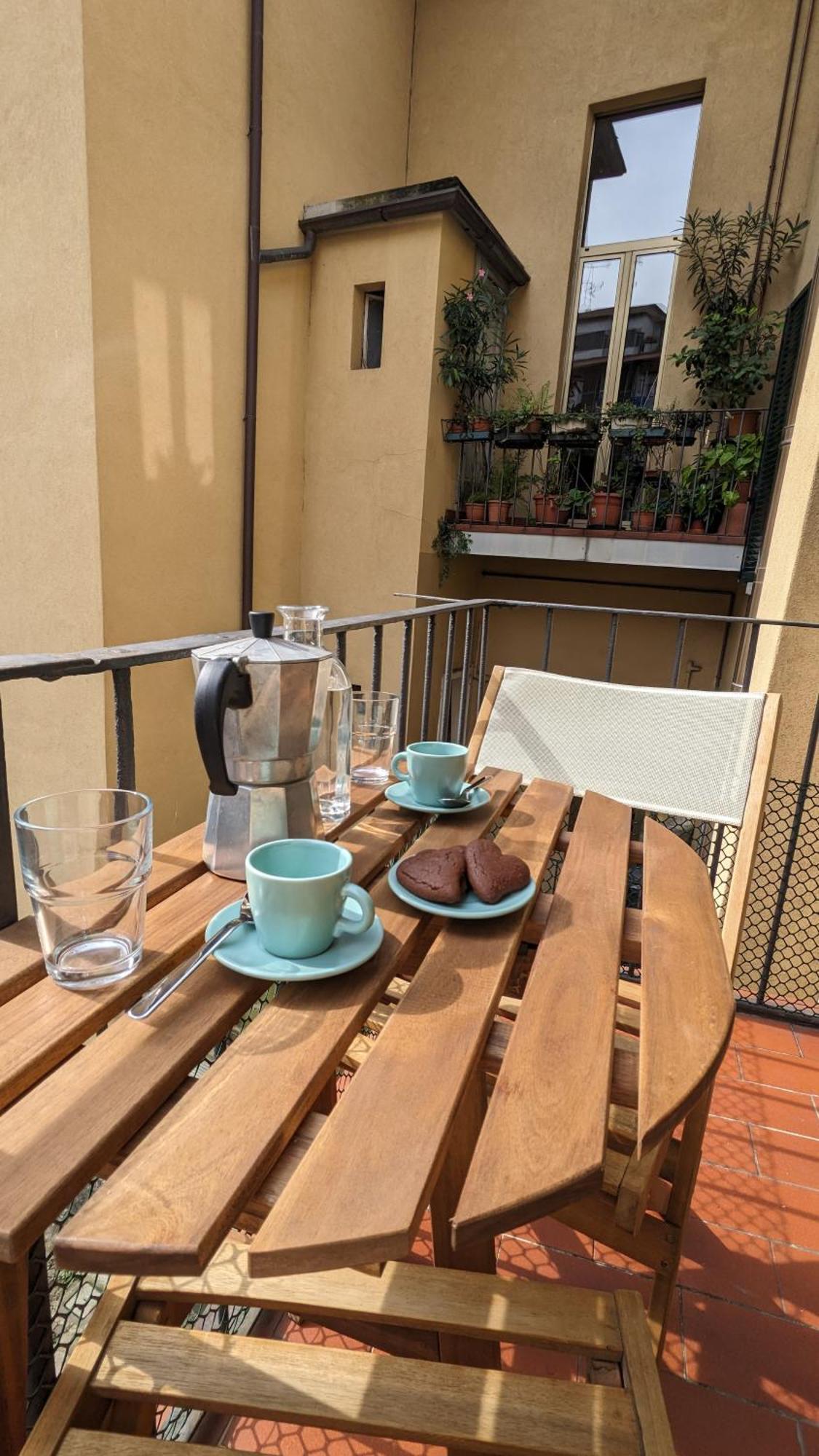 Lake Como Modern And Cozy Apt Live Like A Local Exterior photo